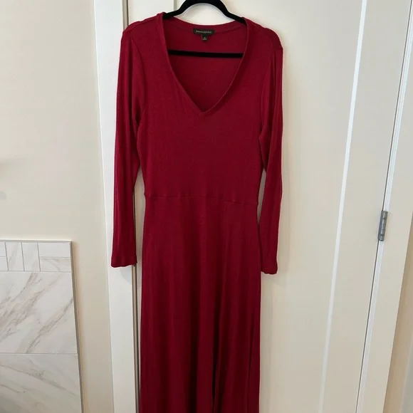 strapless open back dress Nora Deep Red Satin Midi Dress With Long Sleeves